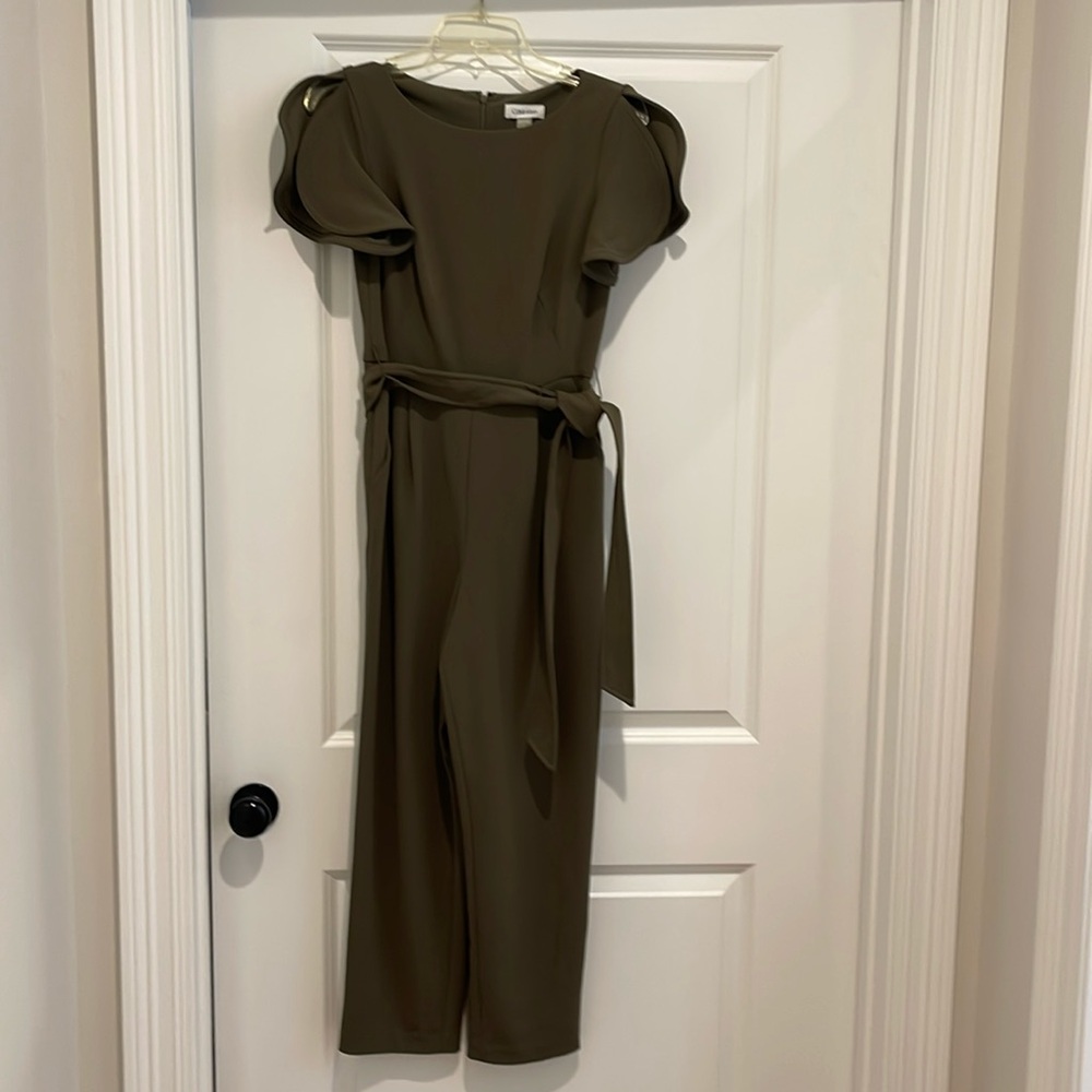Calvin Klein jumpsuit size 2 MAKE REASONABLE OFFER!